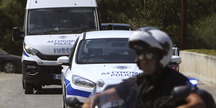 Chypre inculpe 6 terroristes du Hezbollah pour un complot contre des Israéliens