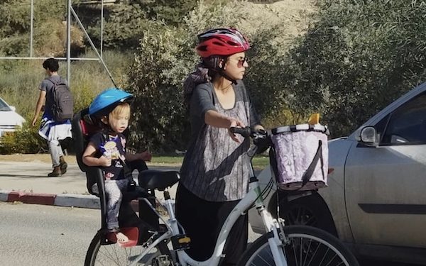 3 049 000 enfants vivent en Israël