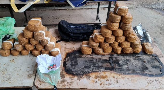 41 paquets de drogue et des munitions trouvés près de la frontière du Liban