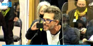 Un activiste israélien d’extrême gauche demande des armes pour protéger les Arabes contre les Juifs