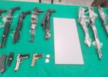 Les forces de sécurité israéliennes arrêtent une opération de contrebande d’armes en provenance de Jordanie