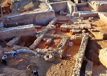 Les premiers vestiges d’un bâtiment datant de l’époque du Sanhédrin découverts dans la ville côtière de Yavne