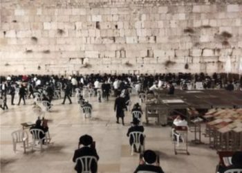 Le parti Shas répond à Bennett : « Le Mur occidental n’est pas le shuk haCarmel – il n’est pas ouvert aux négociations »