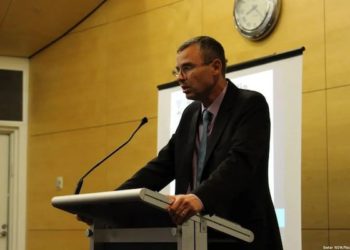 Yariv Levin (Likoud) à Mickey Levy (Yesh Atid) : « les ministres refusent de répondre aux questions »