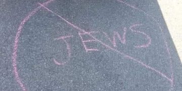 Canada : Deux hommes condamnés pour avoir vandalisé une synagogue en Ontario