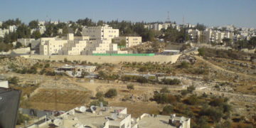 Nuit en Samarie : évacuation d’un avant-poste de pionniers et incendie d’une voiture de police