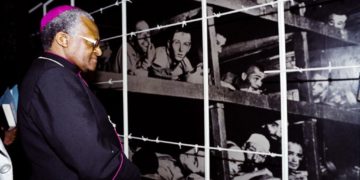 Le CRIF se joint au Hamas, à l’OLP et à BDS dans son hommage à Desmond Tutu