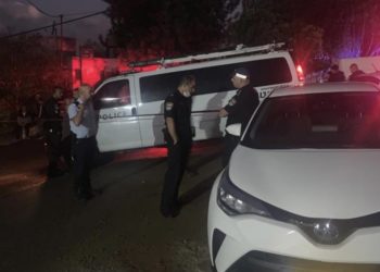 Des Arabes ont tiré sur des policiers à Jisr a-Zarqa – trois d’entre-eux ont été arrêtés