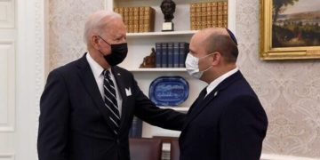Joe Biden ne répond plus aux appels de Naftali Bennet