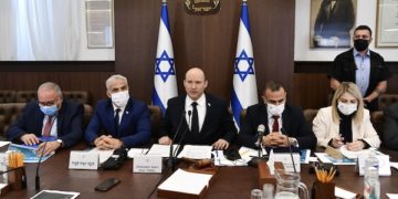 Bennett durcit le ton : « L’Iran doit commencer à payer le prix »