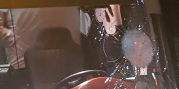 Jet de pierres sur un bus – un chauffeur blessé
