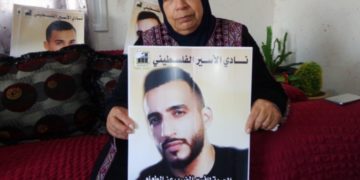 Cinq Palestiniens administrativement incarcérés retrouvent la liberté grâce à leur grève de la faim