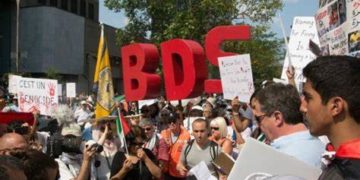 Les antisémites de BDS interdisent les traiteurs casher « pro-Israël » à l’université de Toronto