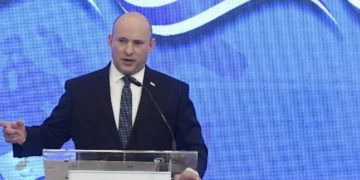 Une première historique : un Premier ministre israélien se rend officiellement en visite aux Emirats arabes unis