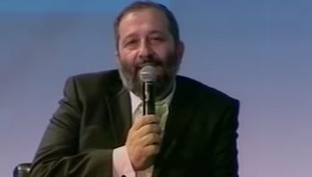 Le chef du parti Shas, déjà condamné dans le passé, prêt à quitter la Knesset pour la 2e fois pour corruption