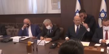 Coronavirus oblige : La moitié des travailleurs du gouvernement et du secteur public travailleront à domicile