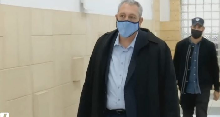 Le dernier témoignage de Hefetz au procès Netanyahou ressemble à un procès politique