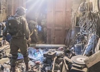 Hébron : découverte d&rsquo;une fabrique d&rsquo;armes souterraine dans un atelier d&rsquo;aluminium