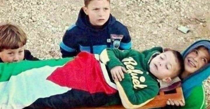 Le nouveau jeu dans les écoles de l’Autorité Palestinienne : mourir en martyr