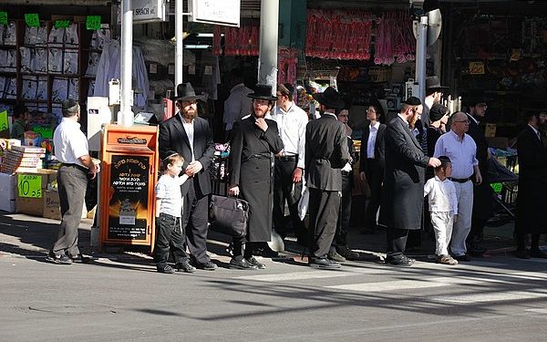 La police se prépare à un grand rassemblement religieux ce soir à Bnei Brak