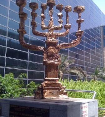 Ouverture d’une exposition Salvador Dali à Herzliya