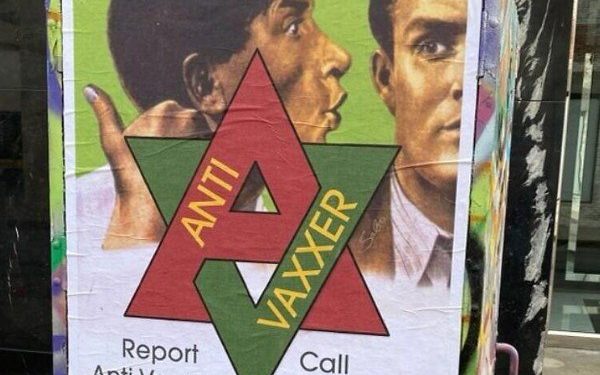 Des tracts antisémites associant les Juifs aux « antivax » ont été découverts dans sept écoles de Los Angeles.