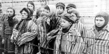 Grâce au travail militant des enseignants, un tiers des adolescents canadiens pensent que l&rsquo;Holocauste est « exagéré ou inventé »