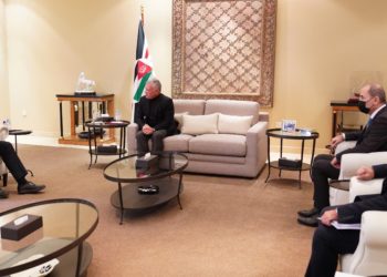 Le ministre de la Défense Benny Gantz a rencontré le roi Abdallah de Jordanie à Amman