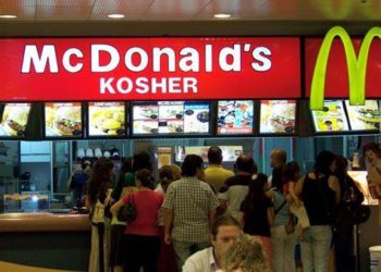 La première phase de la réforme de la cacherout en Israël entre en vigueur – pour briser le monopole