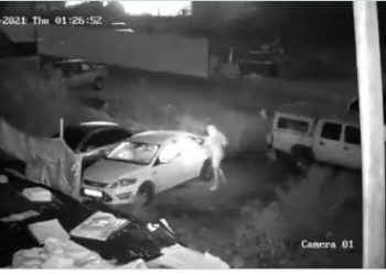 Voitures incendiées par des jeunes Palestiniens dans le but de coloniser et chasser les Juifs de Jérusalem