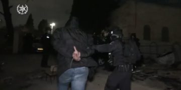 Antisémitisme : La police israélienne expulse une famille arabe de Jérusalem barricadée, 18 personnes arrêtées