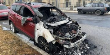 Attaque à la bombe contre une voiture transportant un juif
