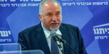 Ministre des Finances Liberman : « L&rsquo;accord de Netanyahou est le big bang du système politique »