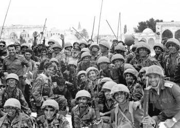 Leur droite s’est desséchée et leur langue s’est attachée à leur palais (1)