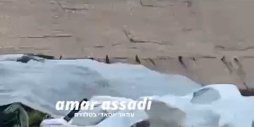 Samedi matin, de fortes explosions ont été entendues à Tel Aviv, Holon, Bat Yam et Rishon