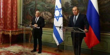 Israël, seul pays qui a servi de médiateur entre la Russie et l’Ukraine, dit que la Russie n’envahira pas l’Ukraine – pour l’instant