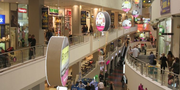 Au plus fort de la crise « Omicron », a demande de main-d’œuvre en Israël n’a pas diminué