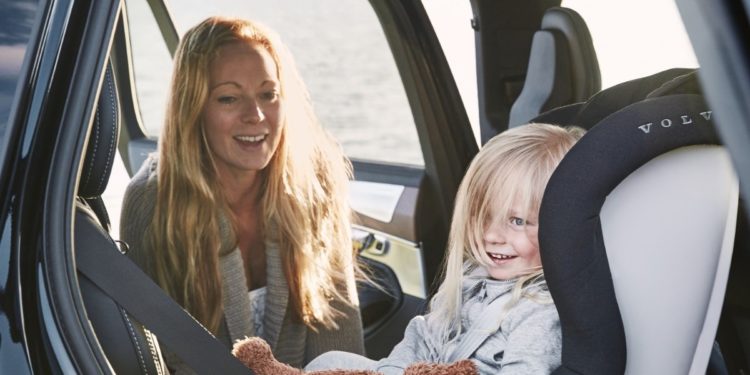 Vous n’avez pas installé un système contre l’oubli des enfants dans la voiture ? A partir de demain, vous deviendrez des criminels