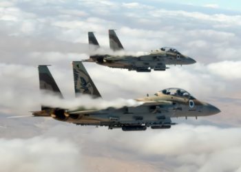 Des F-15 israéliens survolent Beyrouth après avoir échoué à détruire un drone du Hezbollah au-dessus d&rsquo;Israël