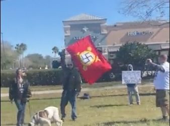 Des nazis dans les rues de Floride à la gauchiste Whoopi Goldberg sur ABC News, le révisionnisme se porte bien, merci