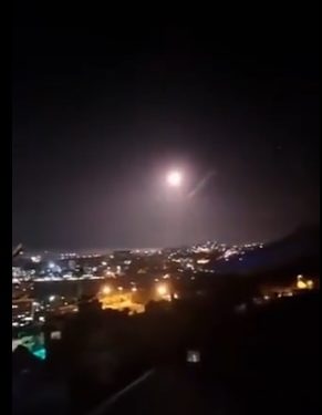 Frappes aériennes sur la Syrie en réponse au tir de missile sur Israël