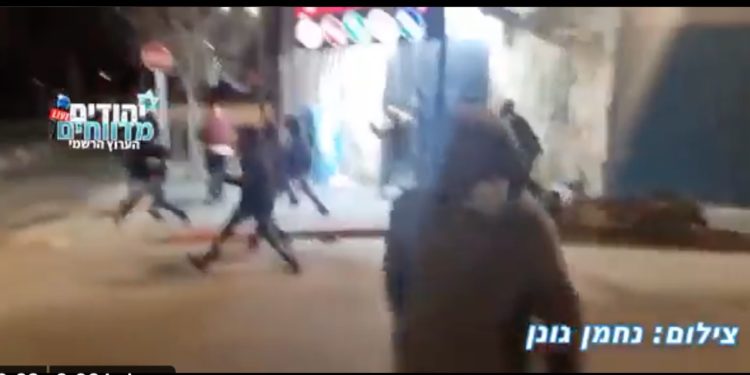 Attaque à la voiture bélier dans le quartier Shimon Hatzadik à Jérusalem