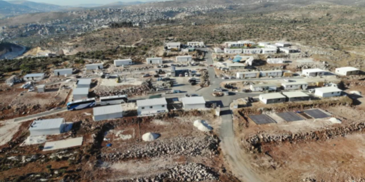 Pour sa dernière décision, le procureur général Mandelblit approuve un avant-poste en Samarie