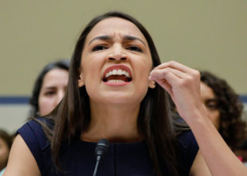 « Enfants palestiniens enfermés dans des cages » : les médias dissimulent l&rsquo;intox d&rsquo;AOC parce qu&rsquo;elle est une socialiste Démocrate