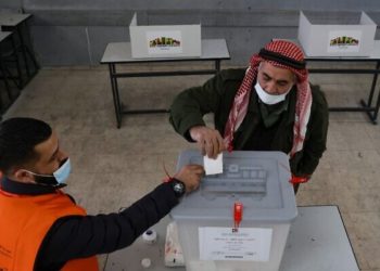 Les Palestiniens organisent des élections locales en Judée Samarie et les listes indépendantes prolifèrent