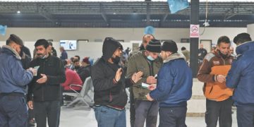 Les Palestiniens de Gaza abandonnent leurs études pour des salaires israéliens