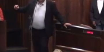 La coalition tente de calmer le RAAM (Après l&rsquo;approbation de la loi sur la citoyenneté contre le regroupement familial)