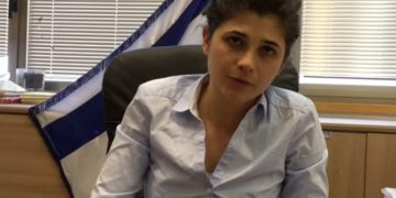 Après l’attentat, Sharen Haskel appelle à la reprise des contrôles du Shin Bet pour les enseignants arabes