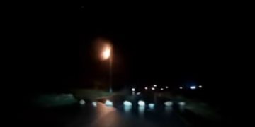 Pour tuer des juifs : un barrage de rochers sur la route 60 en plein milieu de la nuit