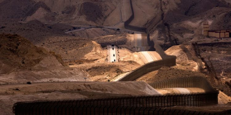 Égypte : Les habitants du Sinaï sont invités à rentrer chez eux alors que l’armée et les tribus luttent contre l’État islamique